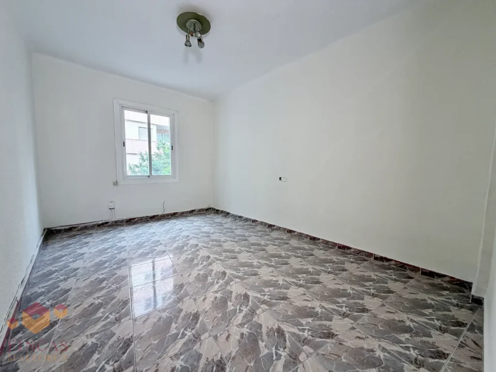 AM1214 Piso en Antoni de Montis en venta: dormitorio exterior